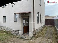 Prodej staršího dvougeneračního RD 5+2 v Dobříši, ul. Zborovská - 3