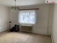 Prodej staršího dvougeneračního RD 5+2 v Dobříši, ul. Zborovská - 6