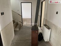 Prodej staršího dvougeneračního RD 5+2 v Dobříši, ul. Zborovská - 9