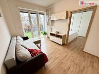 Pronájem světlého bytu 2+kk se zahrádkou, Kralupy nad Vltavou – Lobeček - 12