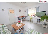 Prostorný rodinný dům po rekonstrukci 4+1, 112 m2 + půda 100 m2, stodola 100 m2, Slabčice, okr. Písek - 10