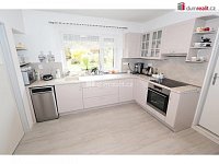 Prostorný rodinný dům po rekonstrukci 4+1, 112 m2 + půda 100 m2, stodola 100 m2, Slabčice, okr. Písek - 12