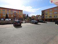 Slunný částečně rekonstruovaný byt 2+1/S/L ve druhém patře panelového domu - 17