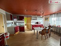 RD 5+1 (dvě bytové jednotky), pozemek 1 698m2, Litvínov - 2