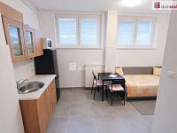 Pronájem bytu 1+kk, 21,3 m2, po rekonstrukci, přízemí, činžovní vila se zahradou, Praha Smíchov, Mošnova - 3
