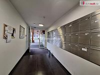 pronájem 1kk 33m2 s balkonem 3m2 P9 Vysočany Strnadových kompletně zařízen - 28