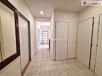 pronájem 4+1, 91 m2 s lodžií 5,53 m2, P10 Strašnice, Na Třebešíně, částečně zařízen, sklep, garáž - 13