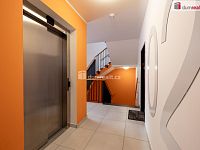 Pronájem bytu 2+KK, 57,5 m2 + Balkon 9 m2 - Praha 13 - 14