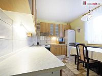 RD s dvěma byty, se zahradou, garáží s dílnou a studnou  - 21