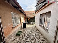 Prodej 2 rodinných domů v Popovicích - 16