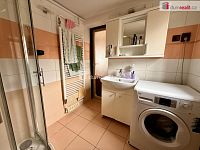 Prodej 2 rodinných domů v Popovicích - 8