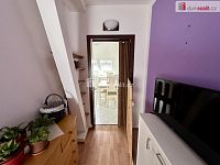 byt 2+1 v ul Kollárova, Ostrov - 10