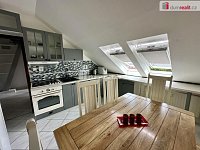 byt 2+1 v ul Kollárova, Ostrov - 13