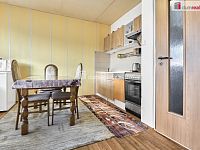 Prodej vícegeneračního rodinného domu v Ostrově, okr. Karlovy Vary - 11