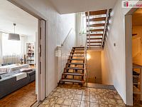 Udržovaný rodinný dům 5+1 se zahradou v Javorové ulici v Chebu - 18