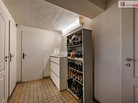 Udržovaný rodinný dům 5+1 se zahradou v Javorové ulici v Chebu - 20