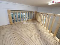 Atypický útulný byt 2+kk po rekonstrukci v přízemí krásné cihlové vily na ulici Krále Jiřího v Karlových Varech - 12