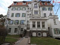 Atypický útulný byt 2+kk po rekonstrukci v přízemí krásné cihlové vily na ulici Krále Jiřího v Karlových Varech - 28