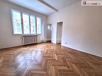 pronájem 1kk 28m2 P2 Vinohrady Jana Masaryka částečně zařízen