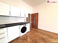 pronájem 1kk 28m2 P2 Vinohrady Jana Masaryka částečně zařízen - 8