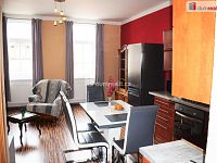 Byt 2kk Chebská ul. Karlovy Vary - pokoj s kuch.koutem