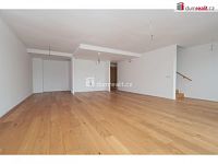  Moderní, multifunkční dům, 6+kk, 2 x terasa, sklep, 2 x parovací stání, Praha 12 - Libuš - 11