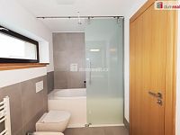  Moderní, multifunkční dům, 6+kk, 2 x terasa, sklep, 2 x parovací stání, Praha 12 - Libuš - 19