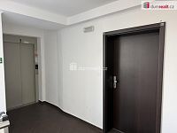 Pronájem bytu 1+kk, s vlastním parkovacím stáním, Bohatice - 11