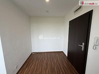 Pronájem bytu 1+kk, s vlastním parkovacím stáním, Bohatice - 9
