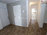 Krásný prostorný byt 3+1/B v prvním patře menšího bytového domu na Zádubu u Mariánských Lázních - 12