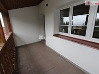 Krásný prostorný byt 3+1/B v prvním patře menšího bytového domu na Zádubu u Mariánských Lázních - 18