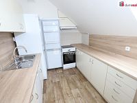 Krásný prostorný byt 3+1/B v prvním patře menšího bytového domu na Zádubu u Mariánských Lázních - 3