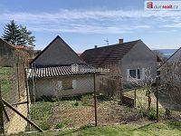 Prodej vesnického RD 4+1 k rekonstrukci se zahradou a zázemím stodoly, kolny, garáže a vejminku 1+KK. Obec Korno, Beroun. - 13