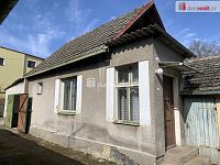 Prodej vesnického RD 4+1 k rekonstrukci se zahradou a zázemím stodoly, kolny, garáže a vejminku 1+KK. Obec Korno, Beroun. - 14