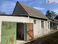 Prodej vesnického RD 4+1 k rekonstrukci se zahradou a zázemím stodoly, kolny, garáže a vejminku 1+KK. Obec Korno, Beroun. - 16