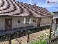 Prodej vesnického RD 4+1 k rekonstrukci se zahradou a zázemím stodoly, kolny, garáže a vejminku 1+KK. Obec Korno, Beroun. - 18