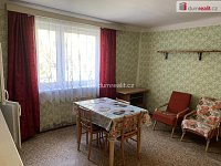 Prodej vesnického RD 4+1 k rekonstrukci se zahradou a zázemím stodoly, kolny, garáže a vejminku 1+KK. Obec Korno, Beroun. - 8