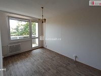Pronájem 2kk 43m2 P8 Kobylisy panel po rekonstrukci lodžie 6m2 částečnš zařízeno - 2