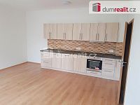 pronájem bytu 2+kk v Milovicích 403 - 3