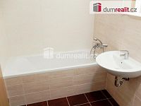 Světlý byt 1+kk s balkonem, 36,2 m2 + 5,1 m2 balkon, 2.p, OV, Praha 9 - Čakovice - 11