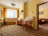 Prodej staršího RD s velkou zahradou, Dobrovíz - 20