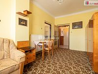 Prodej staršího RD s velkou zahradou, Dobrovíz - 21