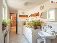 Prodej staršího RD s velkou zahradou, Dobrovíz - 26