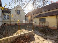 Prodej staršího RD s velkou zahradou, Dobrovíz - 6