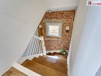 Prostorný rodinný dům 5+kk po vnitřní rekonstrukci se zahradou ve Velichově u Karlových Varů - 11