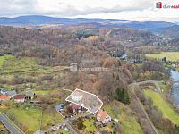 Prostorný rodinný dům 5+kk po vnitřní rekonstrukci se zahradou ve Velichově u Karlových Varů - 17