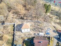 Prostorný rodinný dům 5+kk po vnitřní rekonstrukci se zahradou ve Velichově u Karlových Varů - 20