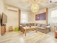 Prostorný rodinný dům 5+kk po vnitřní rekonstrukci se zahradou ve Velichově u Karlových Varů - 6