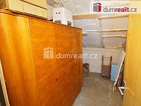 RD 5+1 s garáží, bazénem, studnou a zahradou - 19