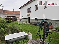 RD 5+1 s garáží, bazénem, studnou a zahradou - 22